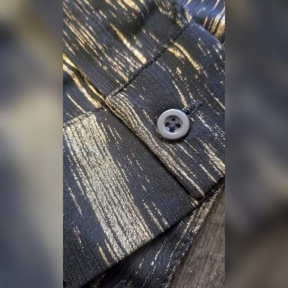 NWT Pacsun Kirra Cold Shoulder Button-down Blouse - Picture 6 of 8